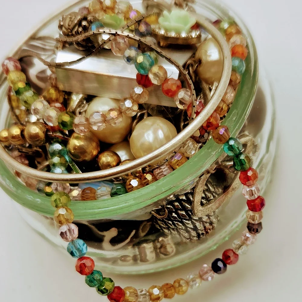 Jewelry Jar - Bundle - JK by Thirty-One, Silver Bangles & Crystals - Picture 4 of 5